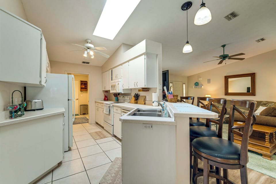 House (3 Bedrooms) | Interior
