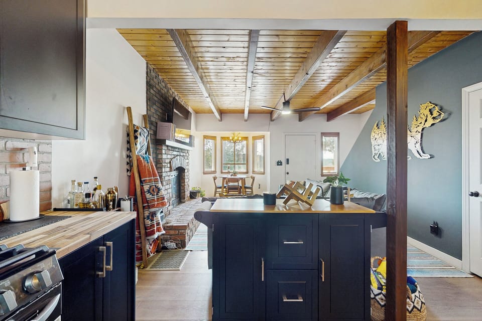 House (2 Bedrooms) | Interior