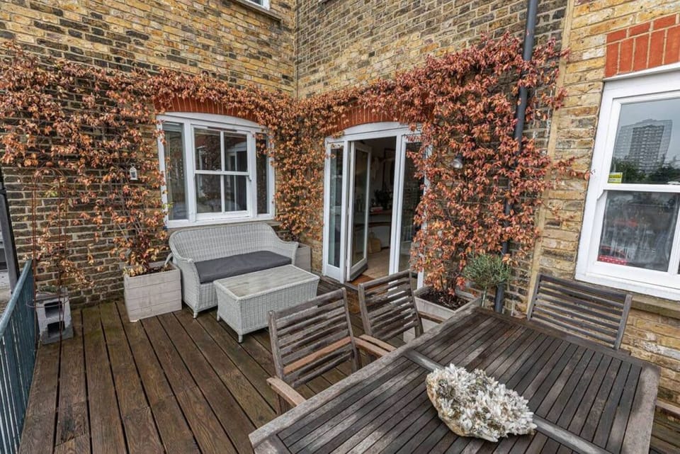 Outdoor dining area