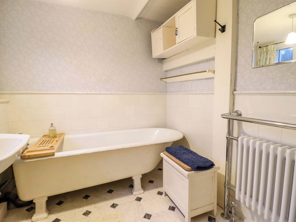 Murmur Y Don Cottage in Wales