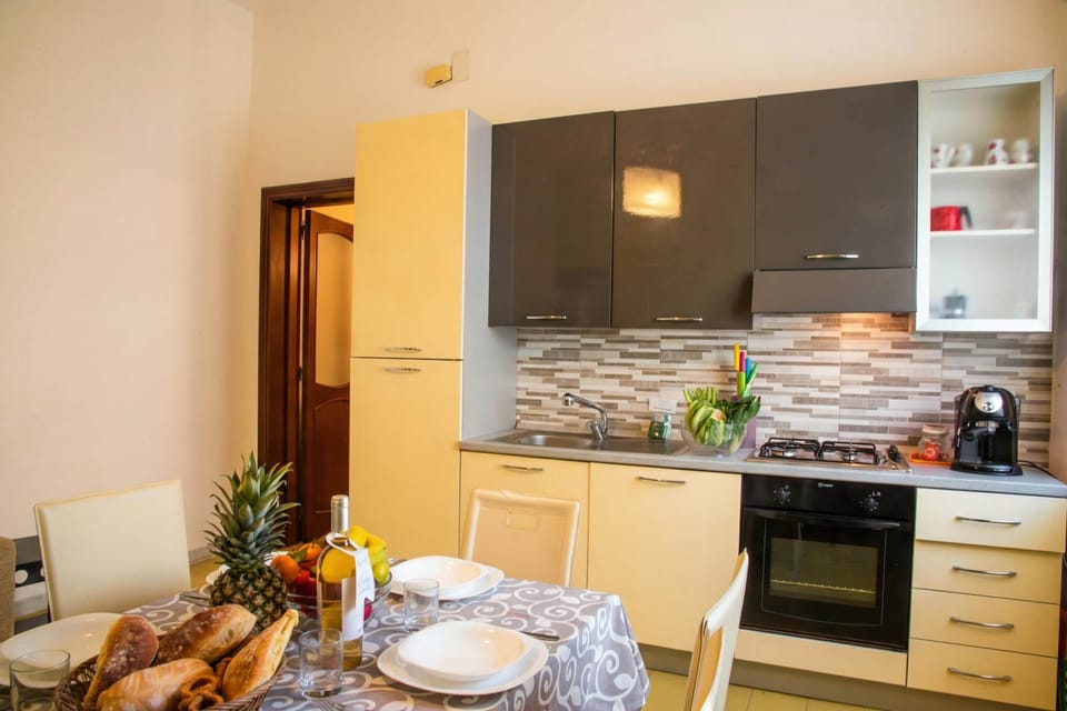 Standard Apartment, 2 Bedrooms, Balcony (Sunny Sea View) | Private kitchen