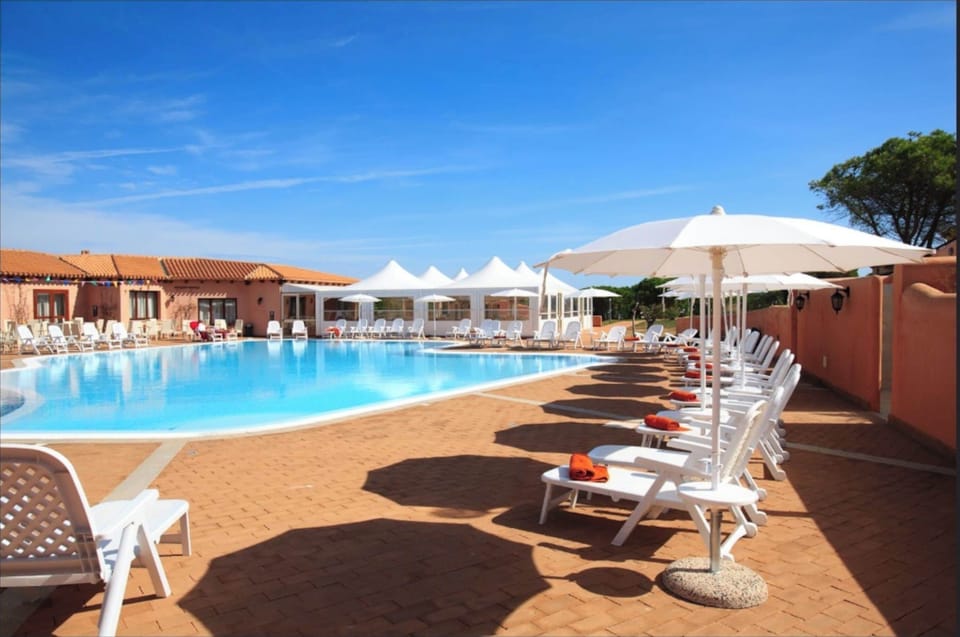 Apartment, 1 Bedroom, Balcony, Garden View | Pool | Outdoor pool