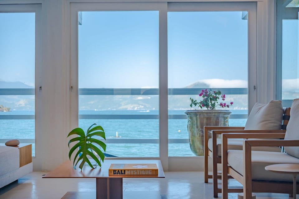 Basic Villa | Interior