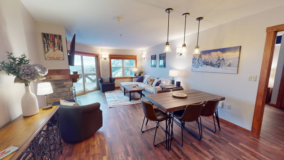 Indoors, Floor, Flooring, Dining Room, Dining Table