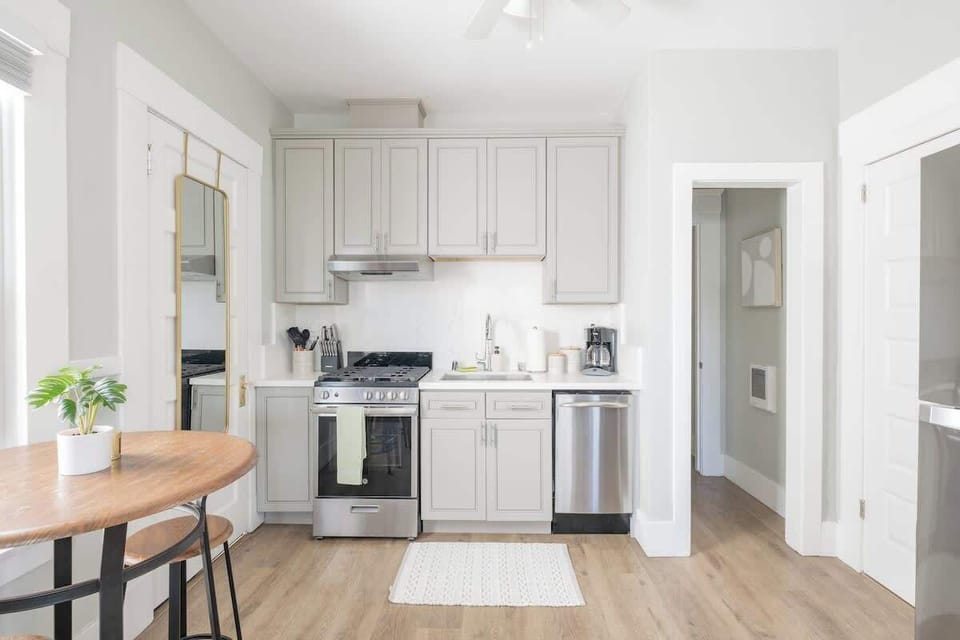 Cook up a delicious dinner in the fully equipped kitchen