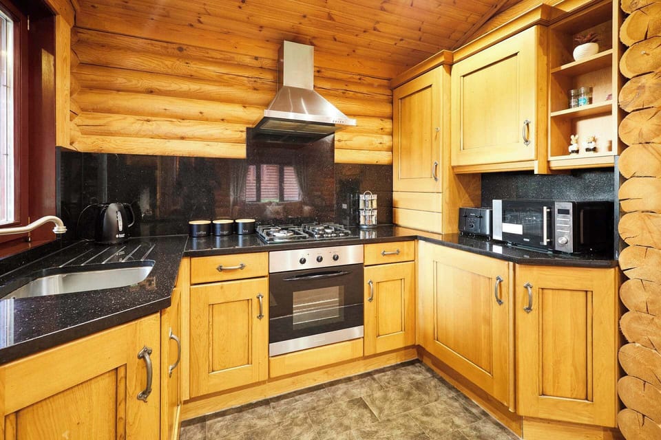 Mystic Falls, Morpeth- Host & Stay