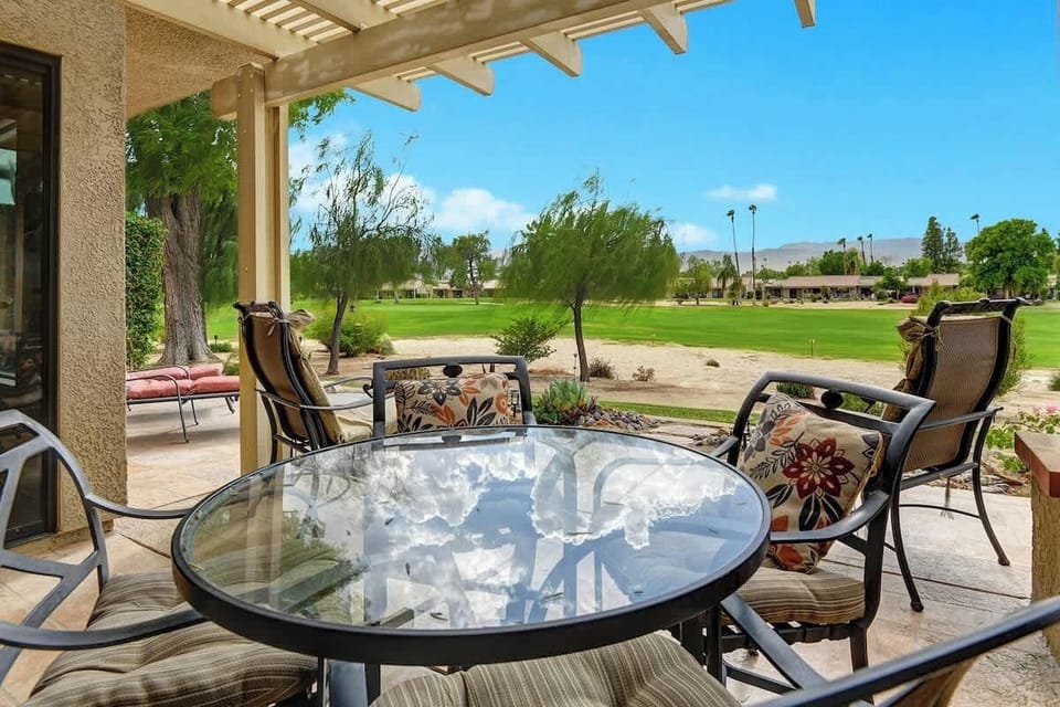 PATIO TABLE REVERSE