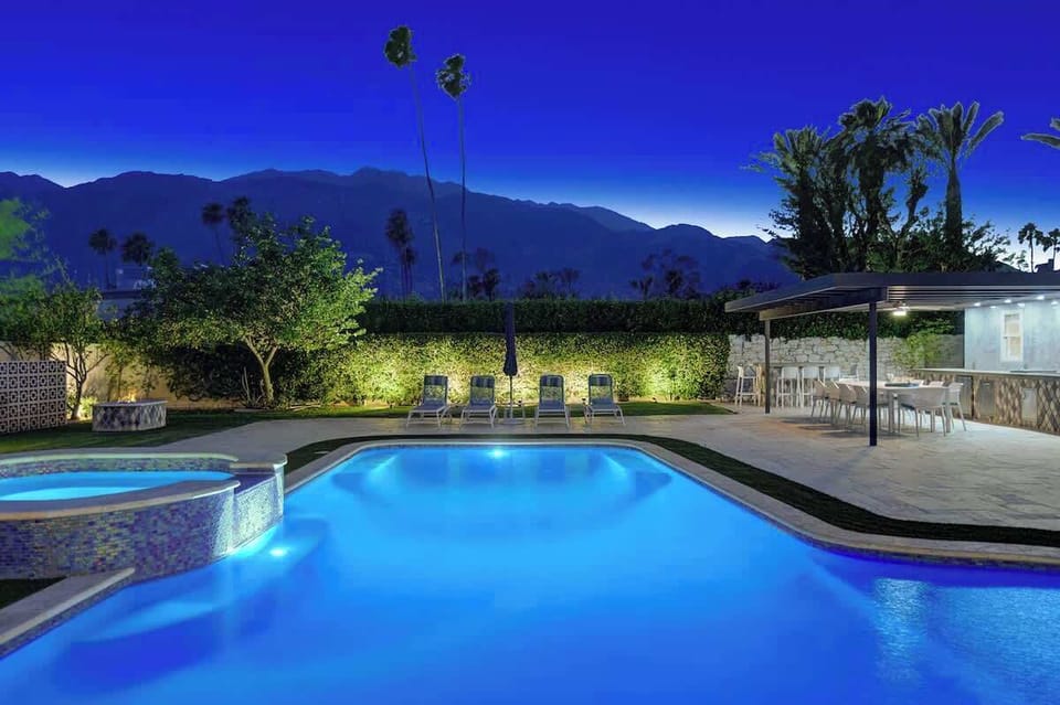 NIGHT OVER POOL TIGHT