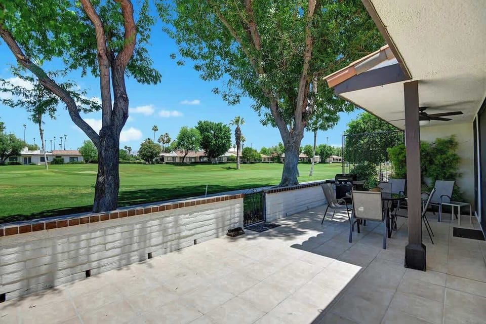 PATIO.jpg mls