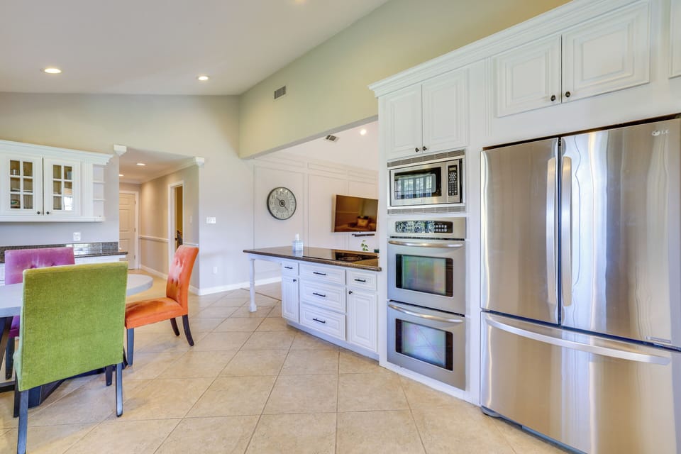 Kitchen | Stove | Dishwasher | Keurig Coffee Maker