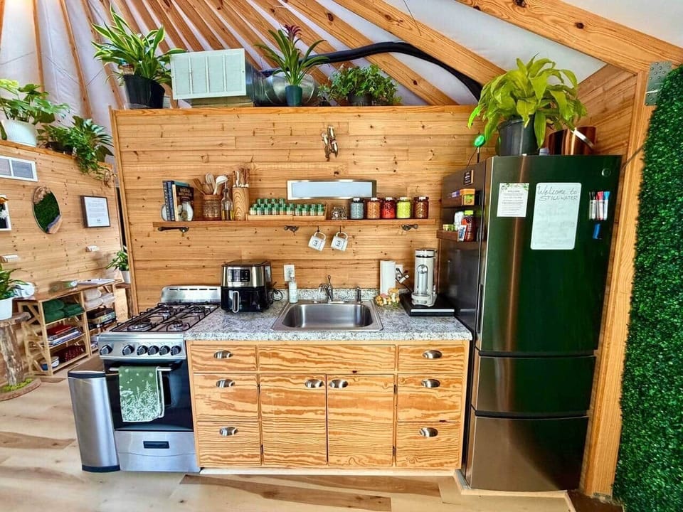 Get as creative as you'd like in our fully stocked kitchenette