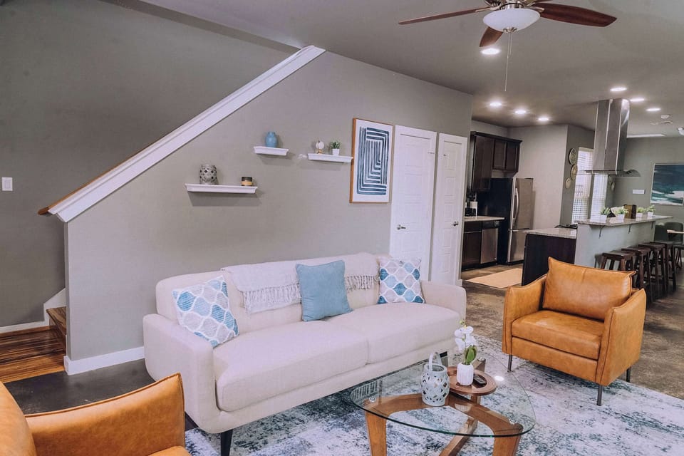 Where naps meet natural light, and every seat feels like your favorite spot at home. Our living room is designed for maximum lounging and minimum stress.