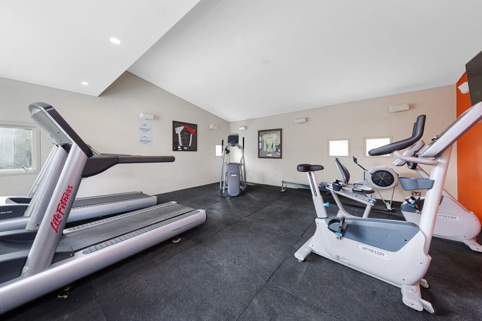 Cardio room
