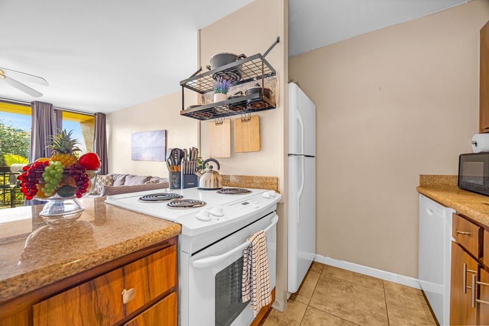 Fully equipped kitchen, ready for easy meals and relaxed island living.