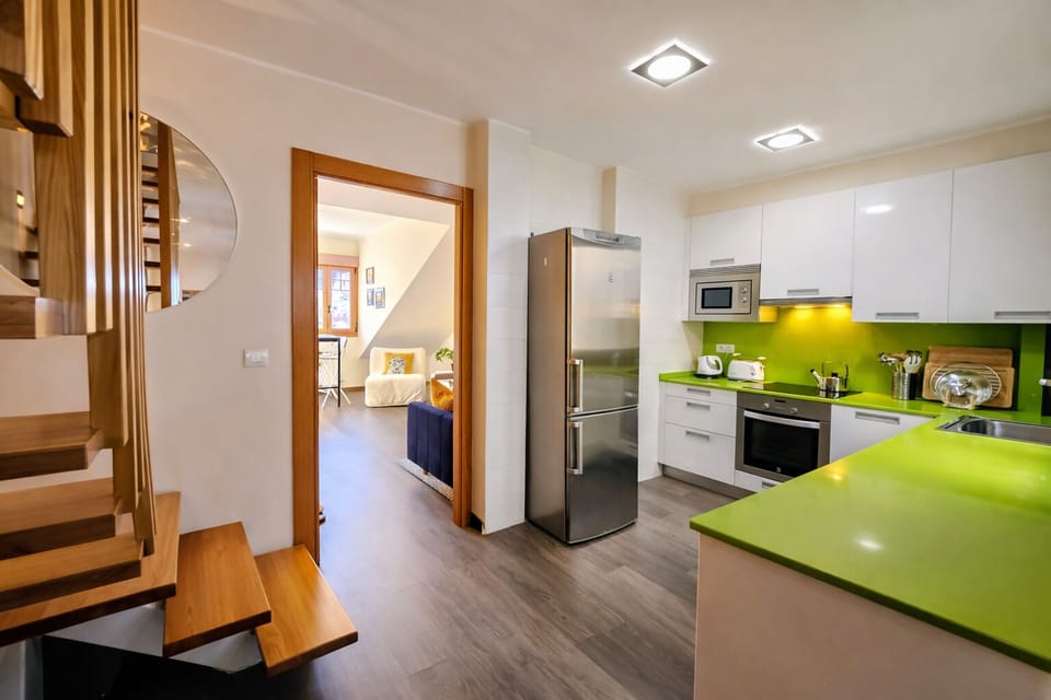 Communal lounge/ TV room,Kitchen or kitchenette,Living room