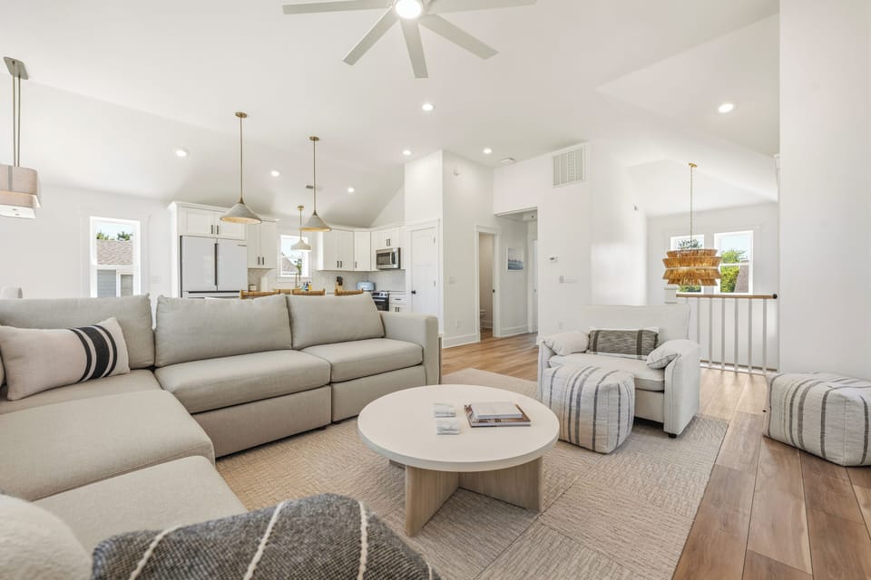 Great Room - Top Level