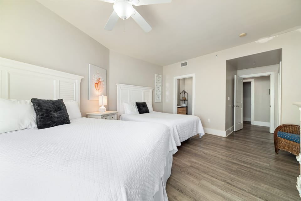 Guest bedroom