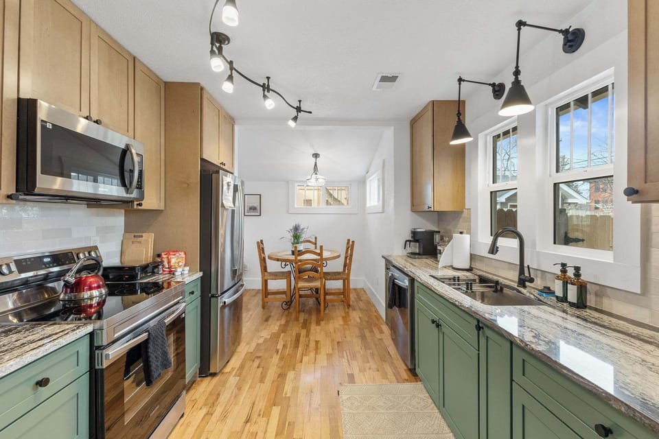 The kitchen has plenty of dishes, silverware, a crock pot & blender so you can make a delicious meal.