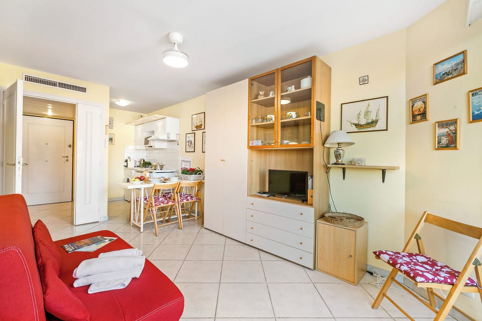 Living and dining room