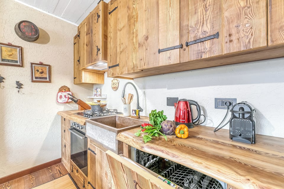 Honeymoon Apartment, Multiple Bedrooms (Luna apartment Baita Ayana) | Private kitchen | Fridge, oven, stovetop, dishwasher