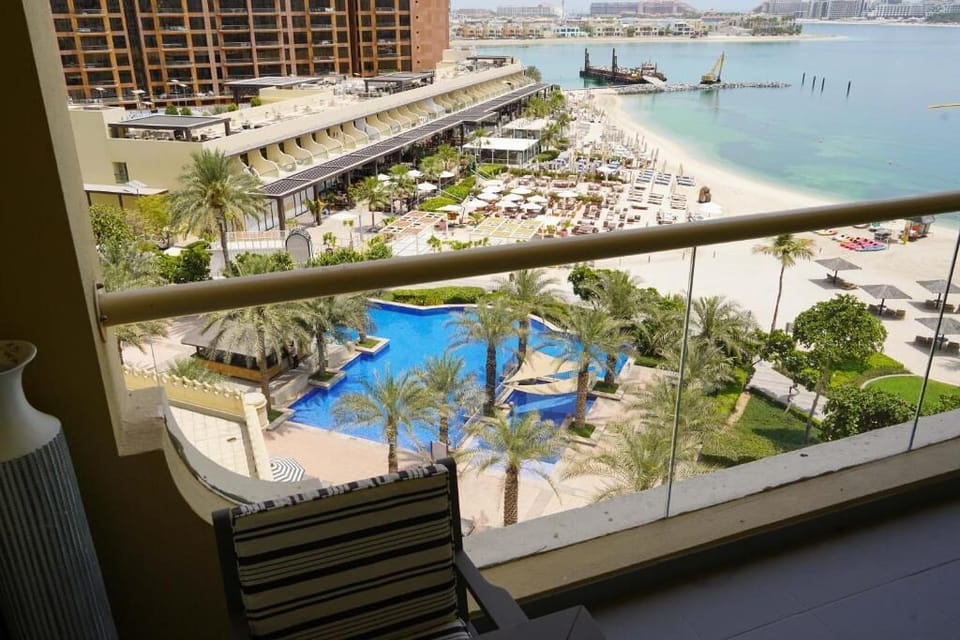 Luxury Apartment, Balcony, Beach View | Balcony