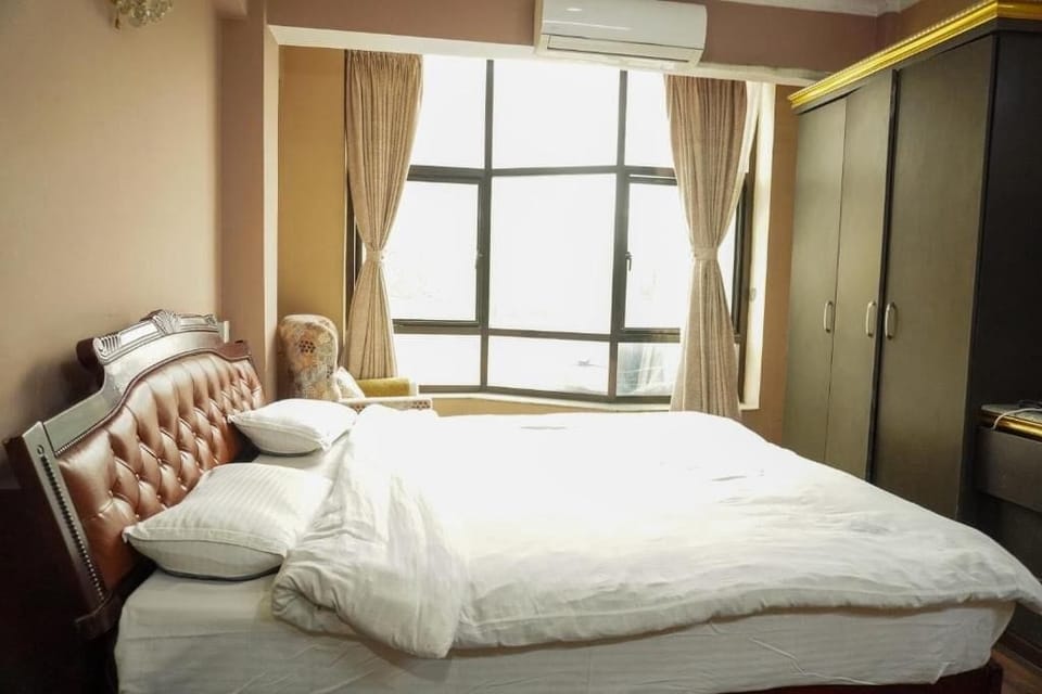 Deluxe Double Room, City View | Laptop workspace, free WiFi