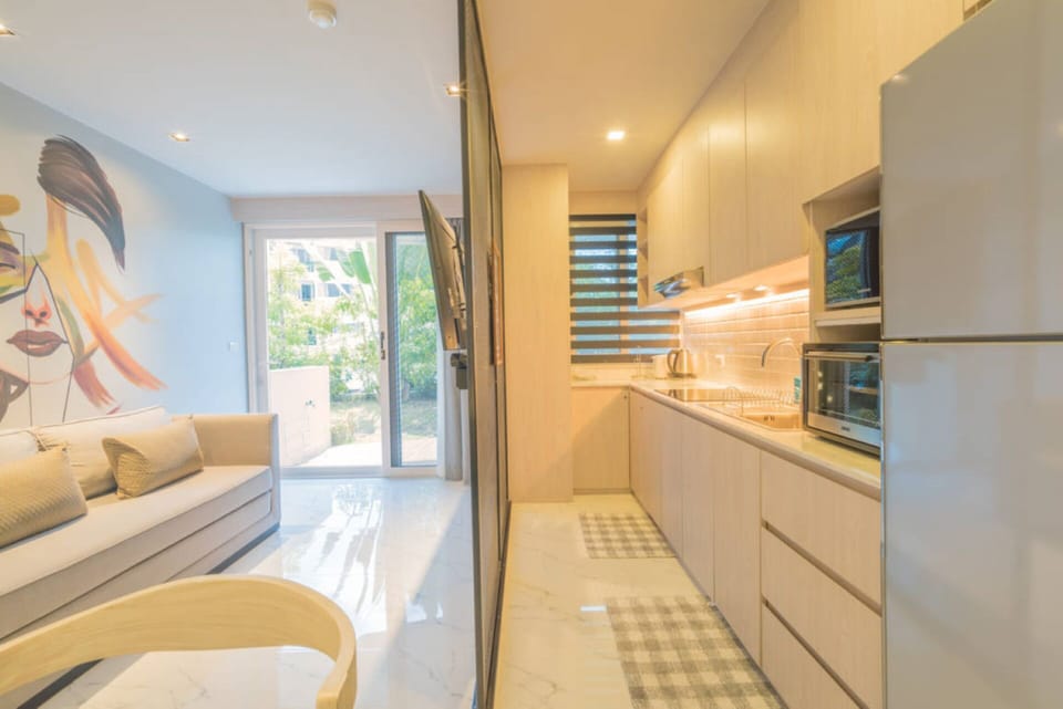 Private kitchenette