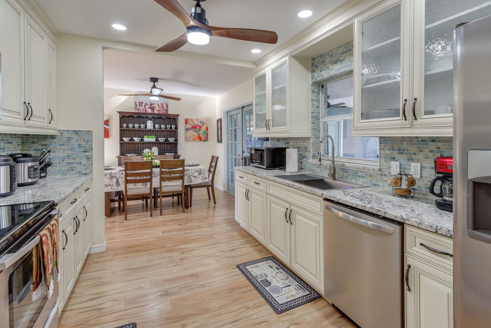 Kitchen | 1st Floor | Cooking Basics | Drip & Keurig Coffee Makers