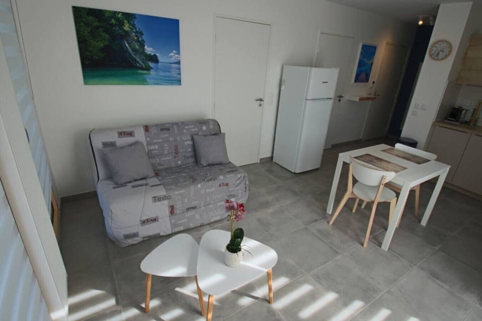 Coin repas et le salon