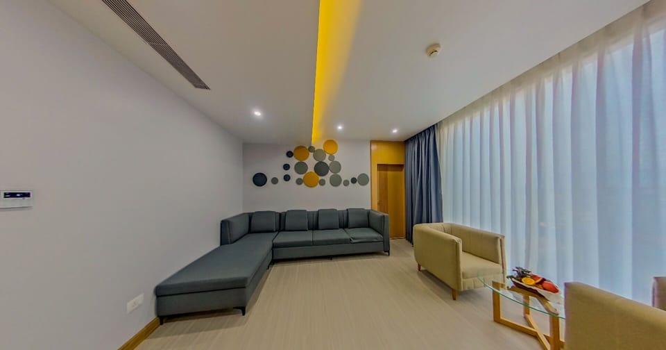 Presidential Room | Hypo-allergenic bedding, rollaway beds, free WiFi, bed sheets