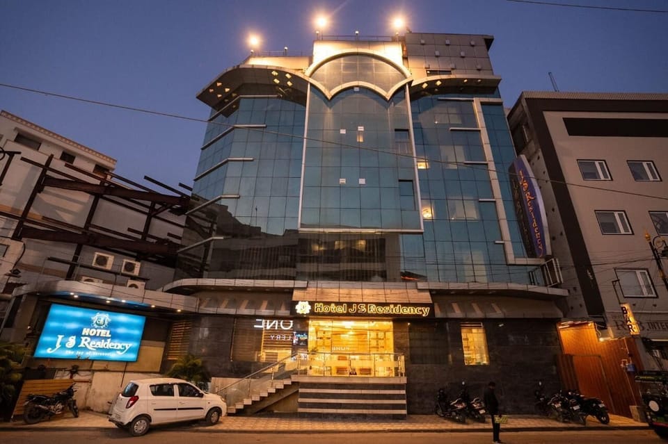 JS Residency Hotel in Varanasi
