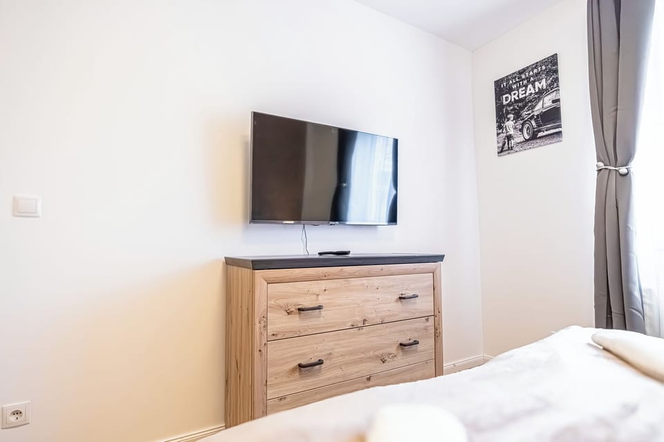 Basic Apartment | Iron/ironing board (on request), WiFi (free)