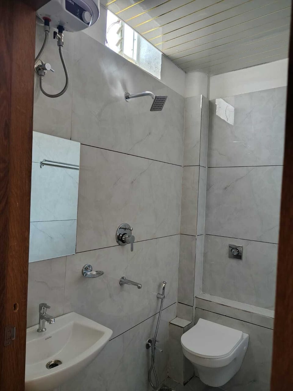 Deluxe Room | Bathroom