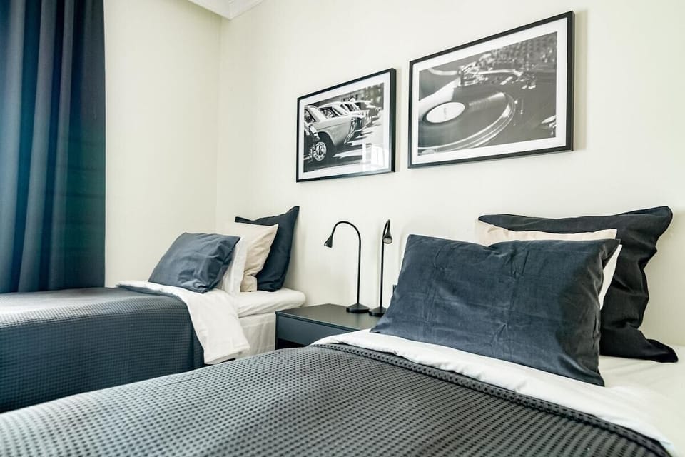 Studio (3 Bedrooms) | Interior