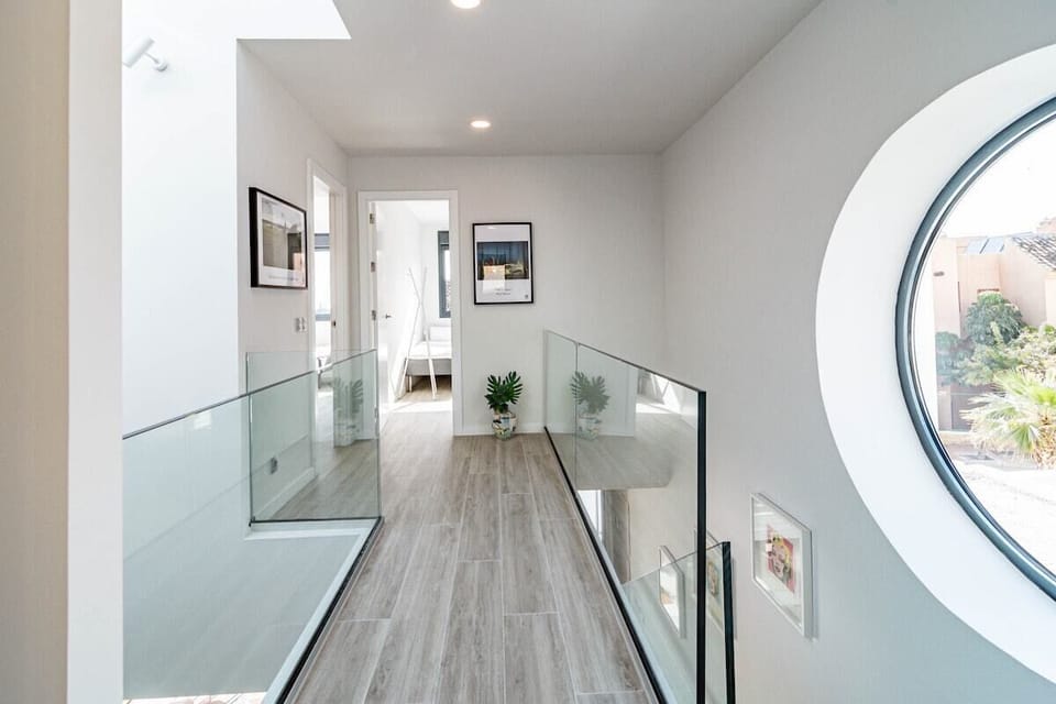 Studio (3 Bedrooms) | Interior