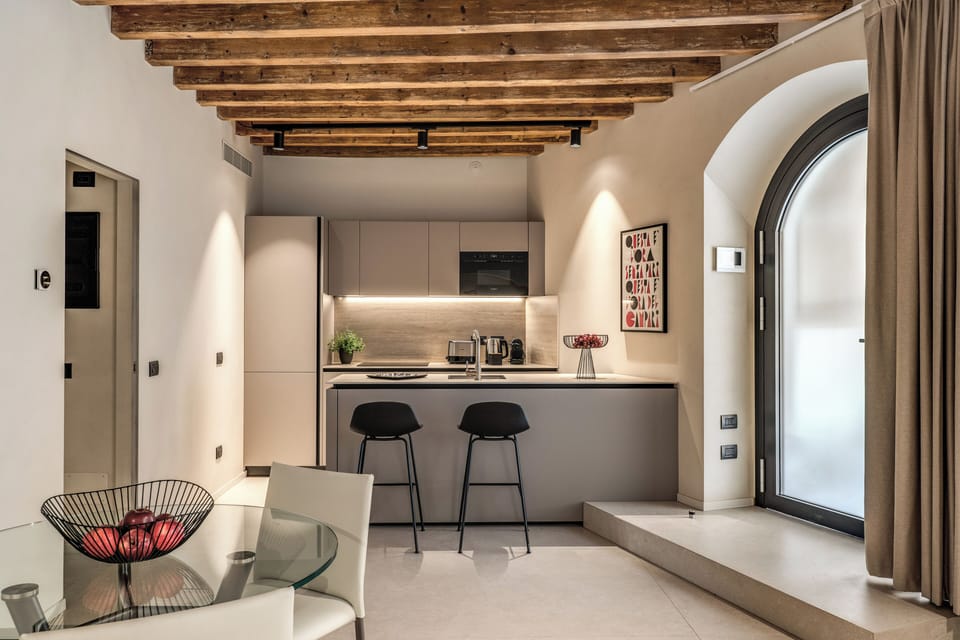 Private kitchenette