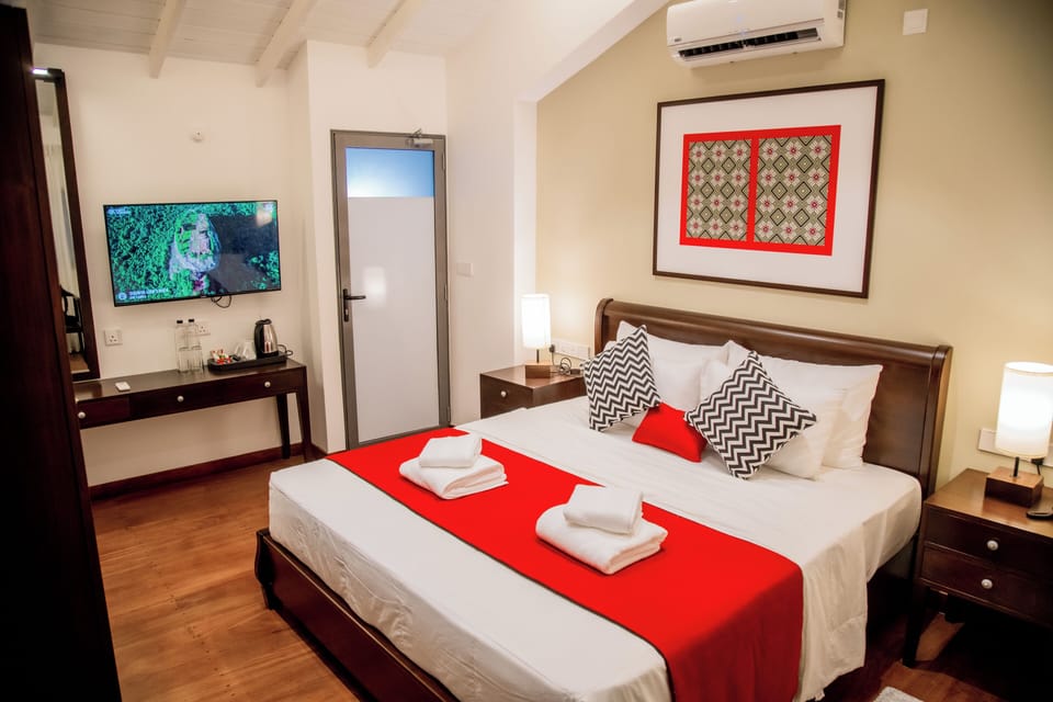 Family Suite | Minibar, free WiFi, bed sheets
