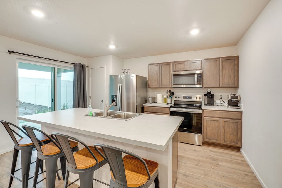 House (3 Bedrooms) | Interior