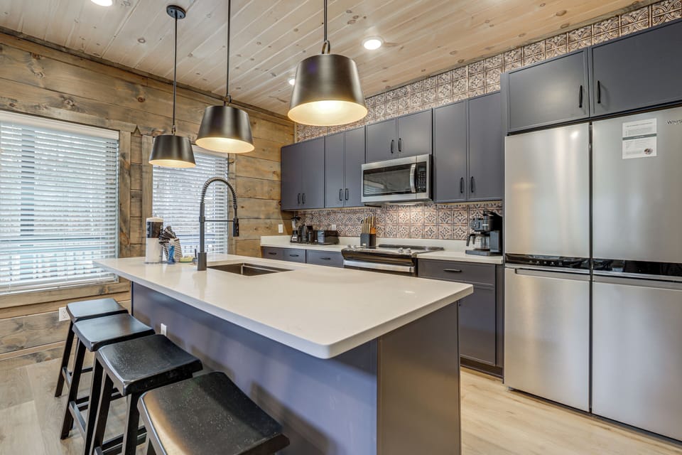 House (3 Bedrooms) | Interior