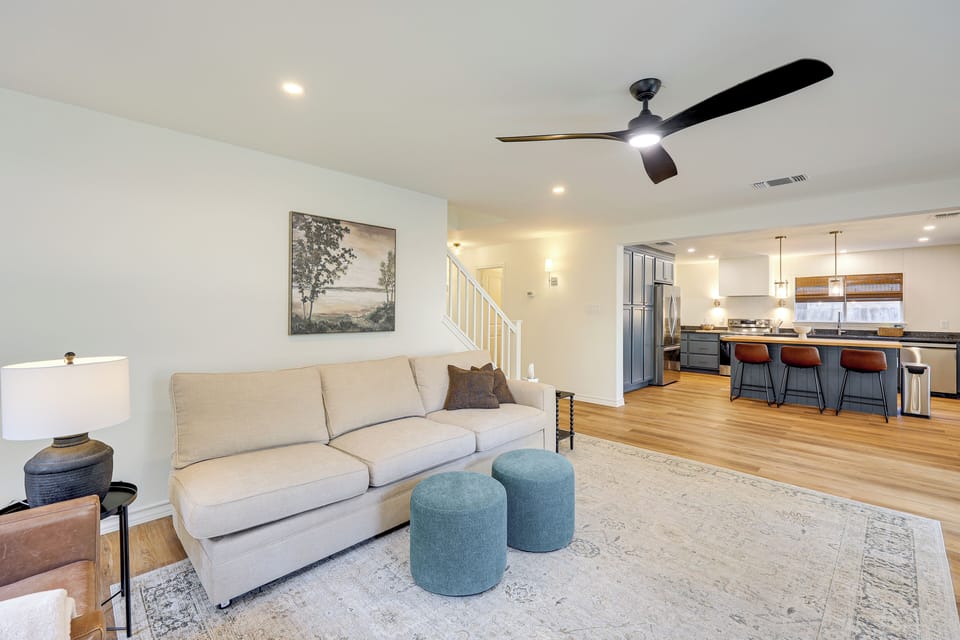 House (5 Bedrooms) | Interior