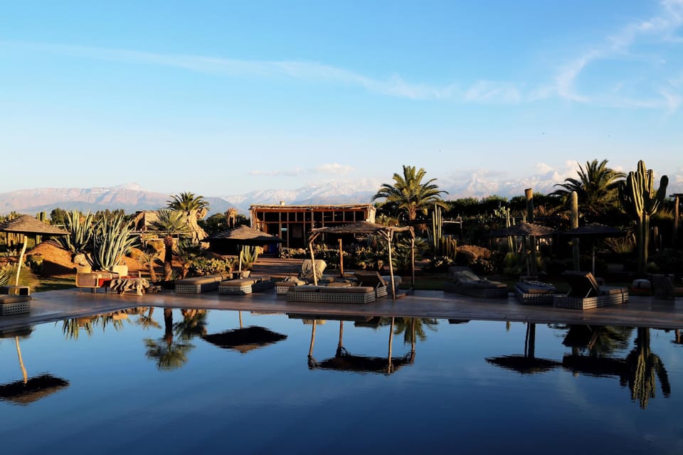 Resort pool (Shared) 