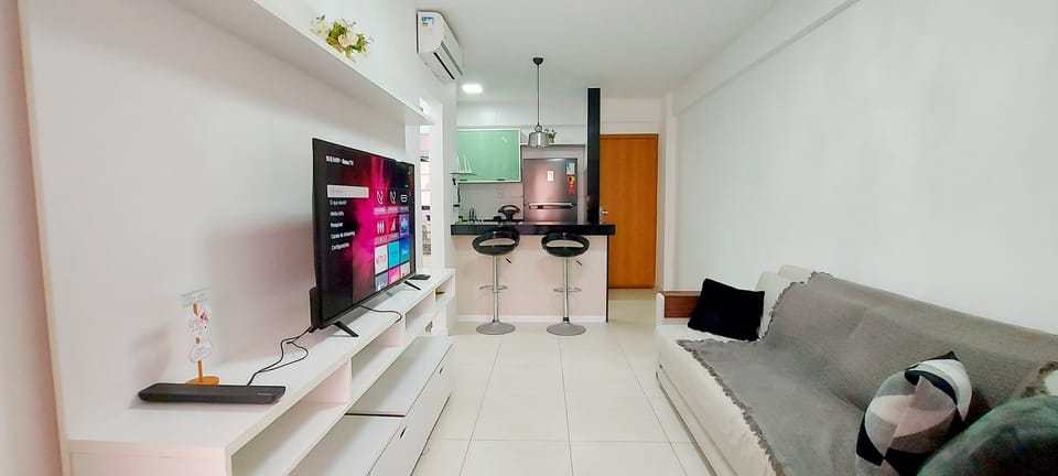 Basic Apartment | Living area