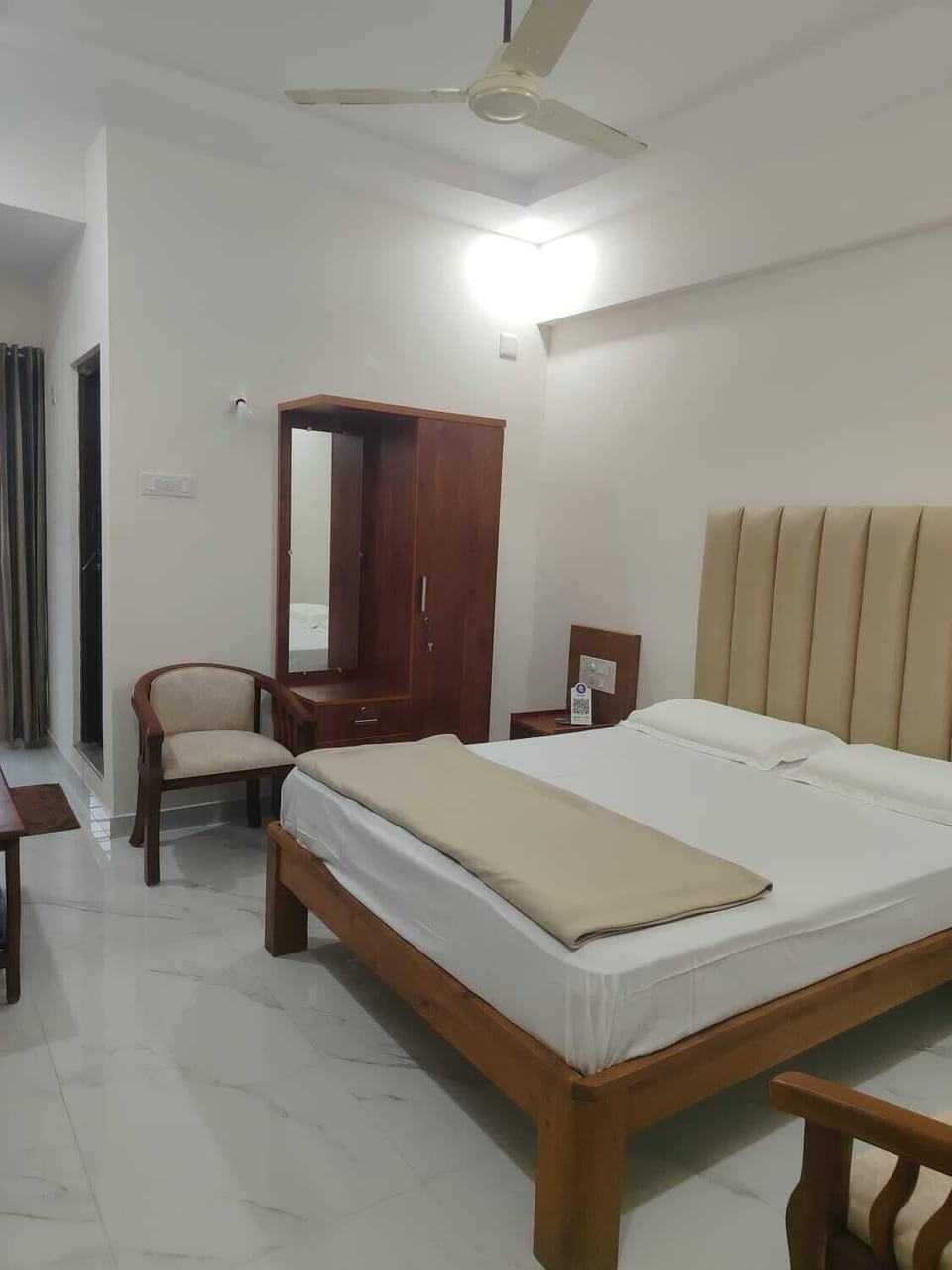 Double Room | WiFi (free)