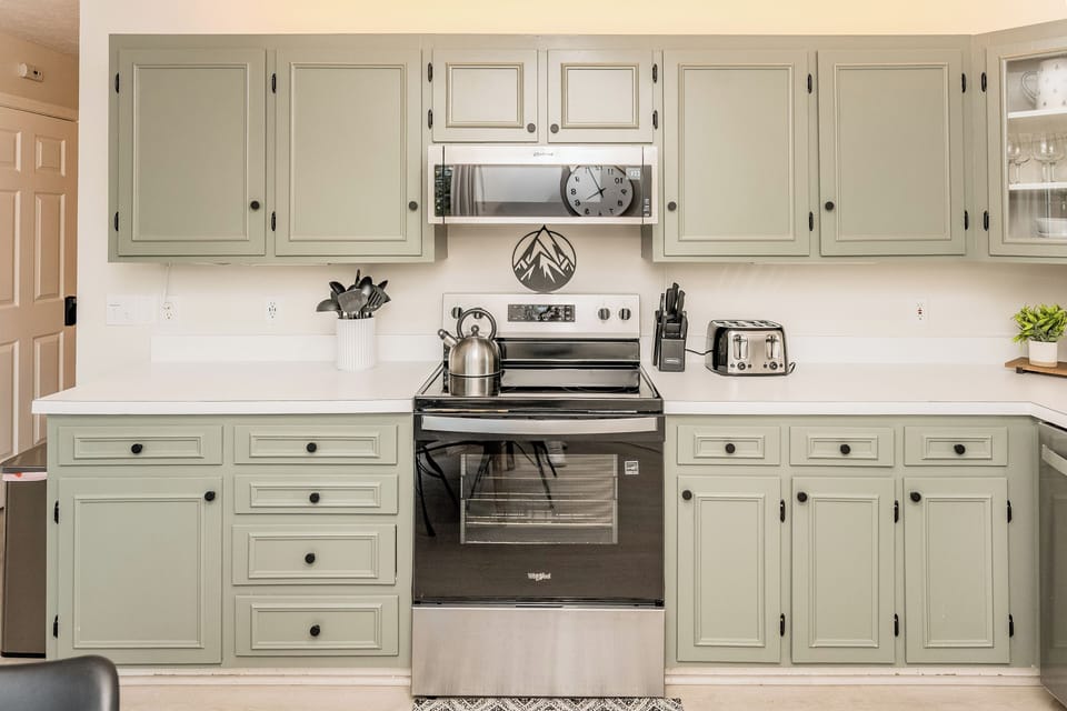 Plenty of space for meal prep!