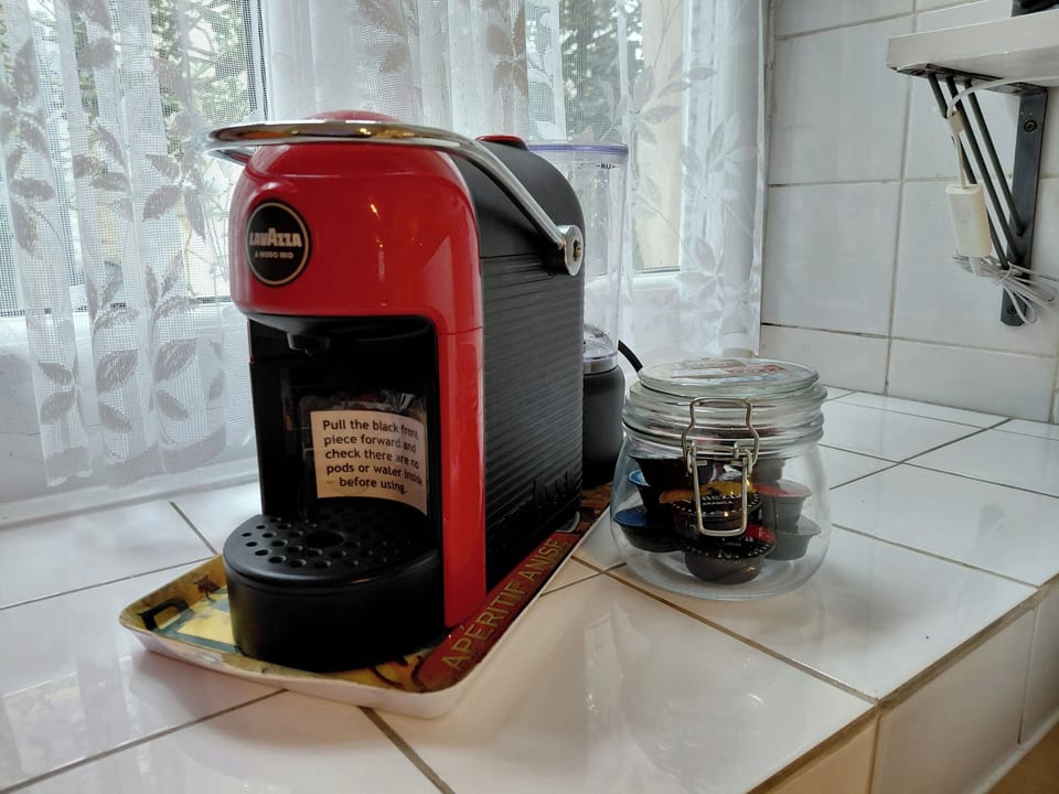 Cottage | Coffee and/or coffee maker