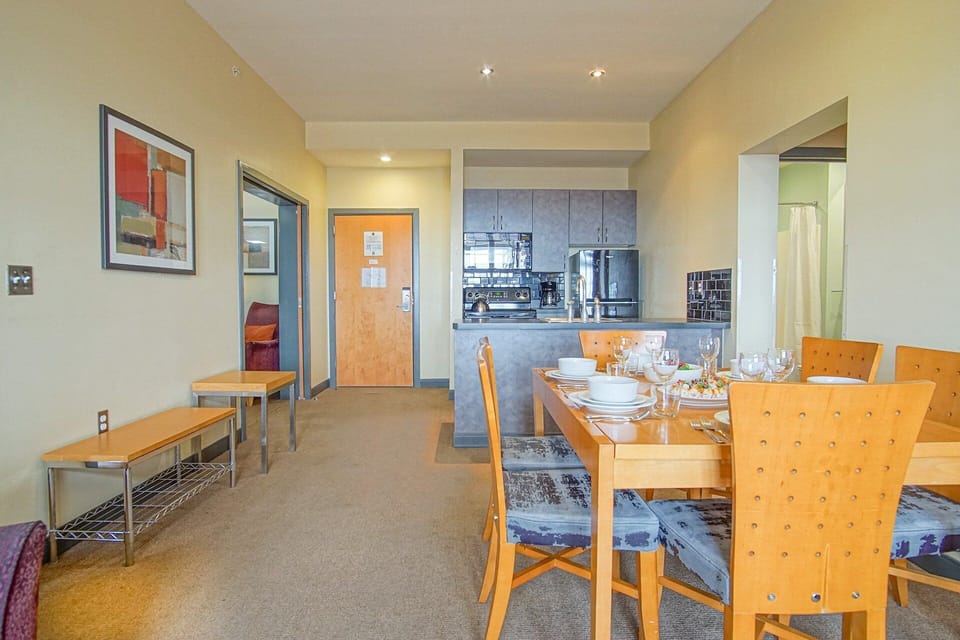 Condo, Multiple Beds, Pool Access, Mountain View (3 Br: Expedition Station 406) | 3 bedrooms, individually decorated, individually furnished, bed sheets