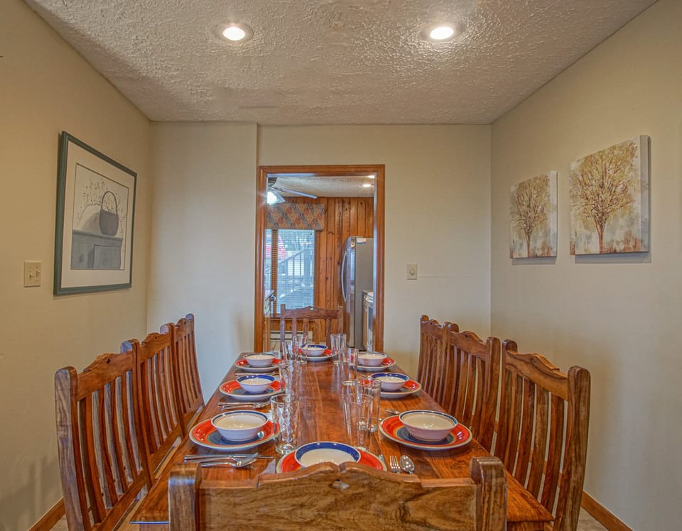 Condo, Multiple Beds, Balcony, Mountain View (3 Br+: Stemwinder 6A) | 3 bedrooms, individually decorated, individually furnished, bed sheets