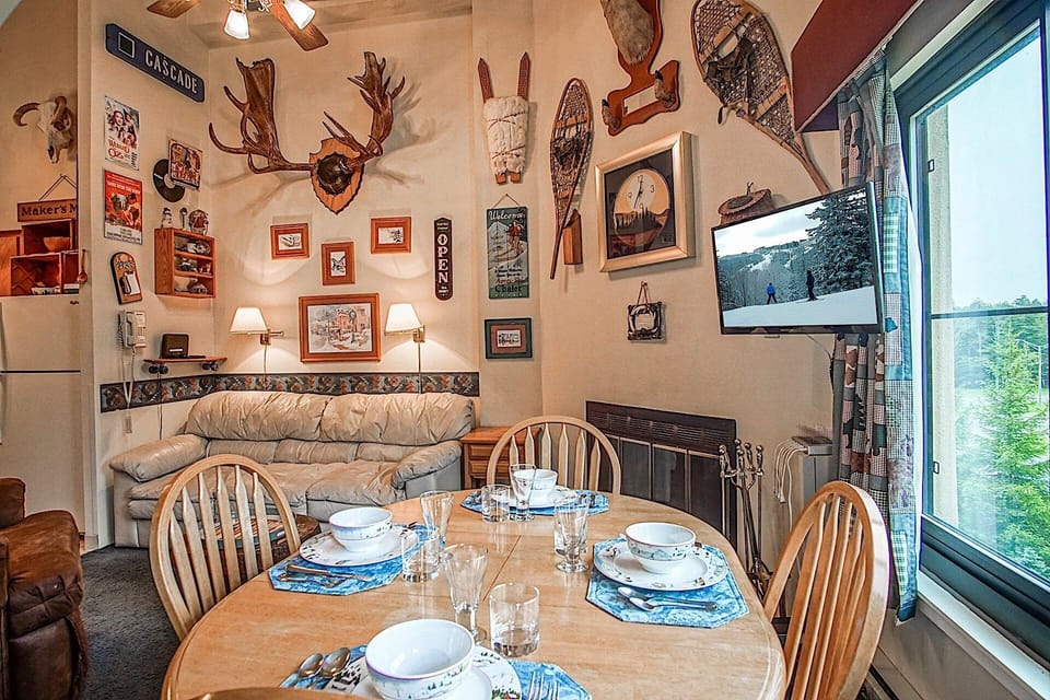 Condo, Multiple Beds, Pool Access, Mountain View (2 Br: Silver Creek 5216) | 2 bedrooms, individually decorated, individually furnished, bed sheets
