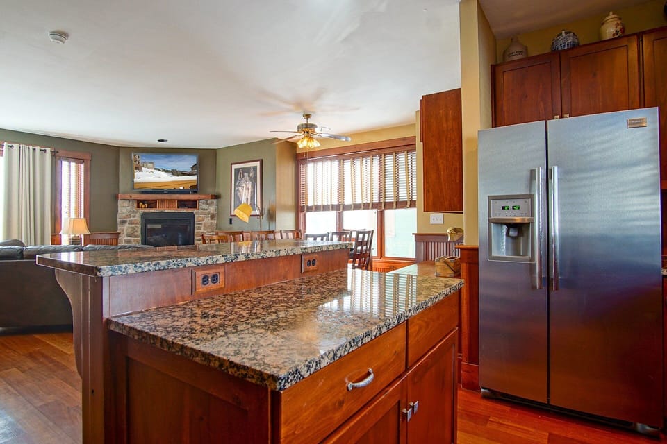 House, Multiple Beds, Pool Access, Mountain View (4 Br: Sanctuary 11) | 4 bedrooms, individually decorated, individually furnished, bed sheets
