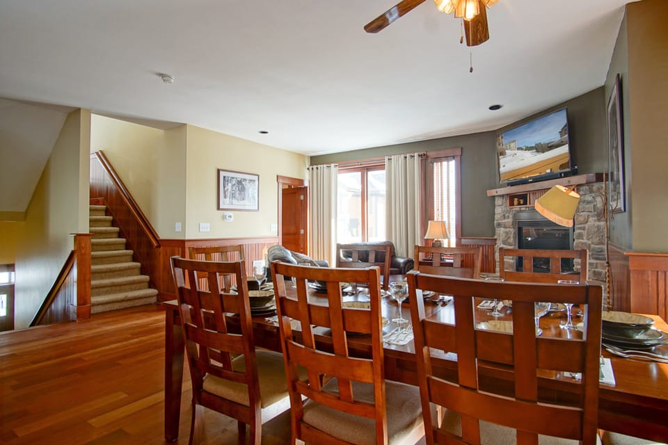 House, Multiple Beds, Pool Access, Mountain View (4 Br: Sanctuary 11) | 4 bedrooms, individually decorated, individually furnished, bed sheets